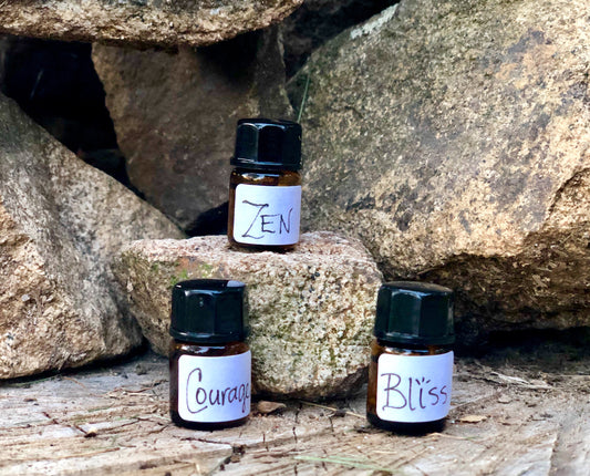 Magnifying Essential Oil Blend Trio